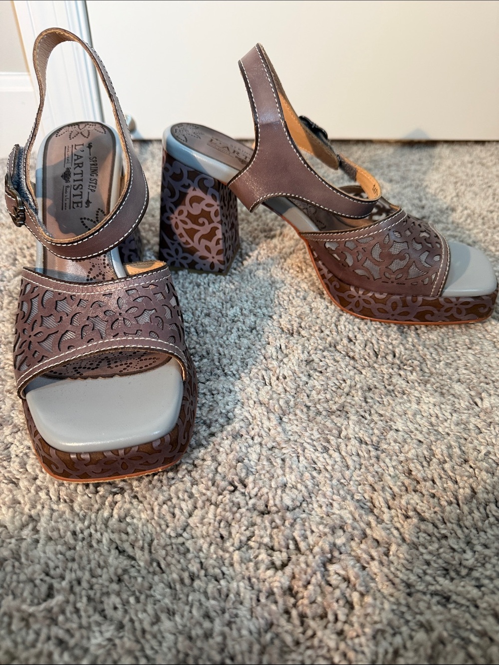 Women's Taupe Floral Cutout Platform Sandals
